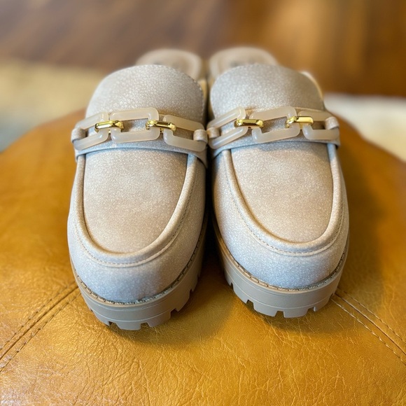 NWOB DL by Chinese Laundry Platform Backless Loafer Mule in Tan - Picture 8 of 12